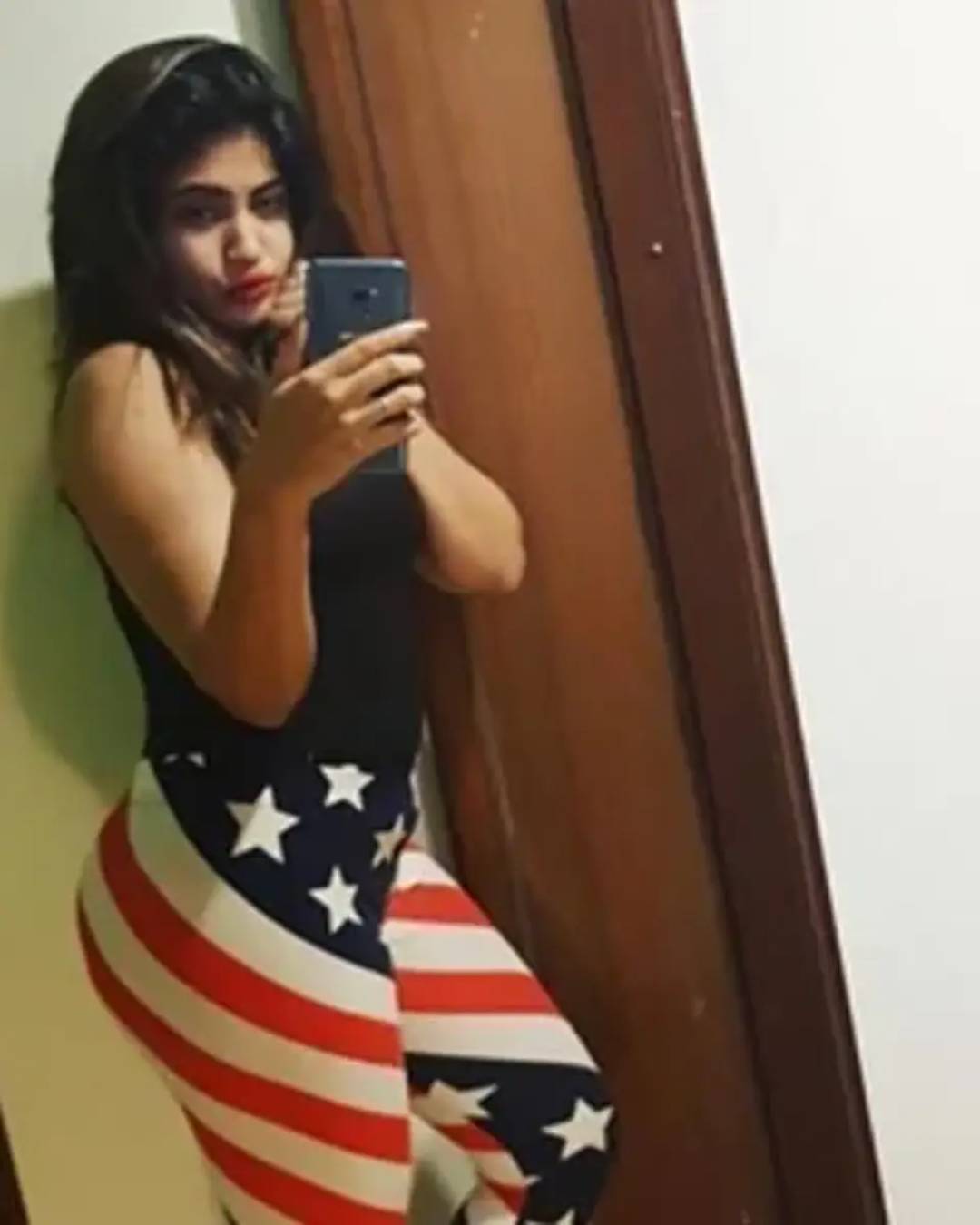female call girl in Lado Sarai